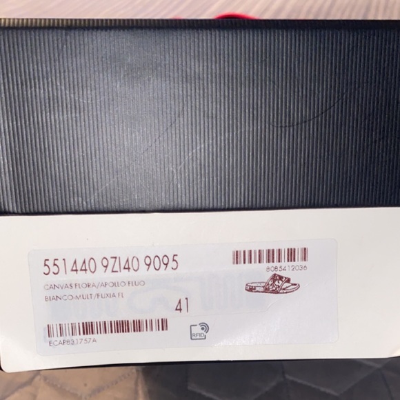 Gucci Slides - Picture 3 of 7